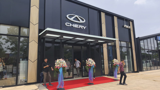 PT Chery Sales Indonesia (CSI) resmikan diler baru di PIK 2, Banten, Selasa (16/9/2025). Foto: Sena Pratama/kumparan