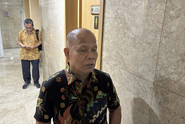 Wakil Ketua Baleg DPR, Sturman Panjaitan di Kompleks Parlemen, Senayan, Jakarta Pusat, Selasa (16/9/2025). Foto: Abid Raihan/kumparan