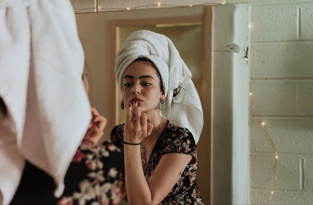 Ilustrasi Siapa Ayah Tasya Farasya   Sumber Unsplash/Kevin Laminto