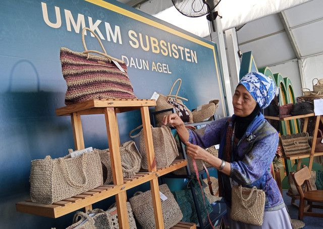 Faiqotul Himmah, pendiri UMKM Daun Agel. Foto: Masruroh/Basra