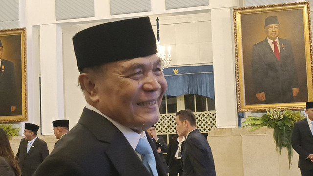 Djamari Chaniago jelang dilantik jadi Menko Polkam di Istana Negara, Jakarta Pusat, Rabu (17/9/2025). Foto: Zamachsyari/kumparan