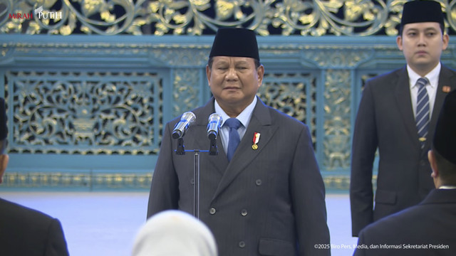 Presiden Prabowo Subianto melantik menteri baru Kabinet Merah Putih di Istana Negara, Jakarta, Rabu (17/9/2025). Foto: YouTube/ Sekretariat Presiden