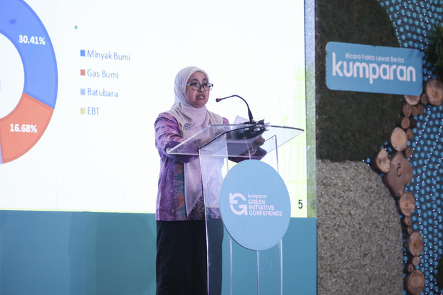 Staf Ahli Menteri Ekonomi Sumber Daya Alam Lana Saria menyampaikan sambutan saat kumparan Green Initiative Conference 2025 di Hotel Borobudur, Jakarta, Rabu (17/9/2025). Foto: Iqbal Firdaus/kumparan