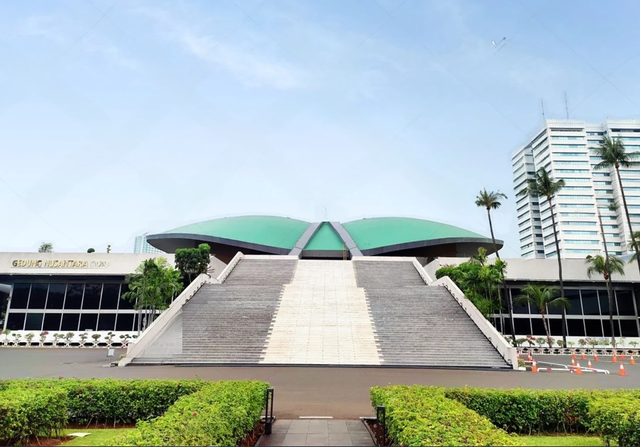 Gedung Parlemen. Sumber: Shutterstock