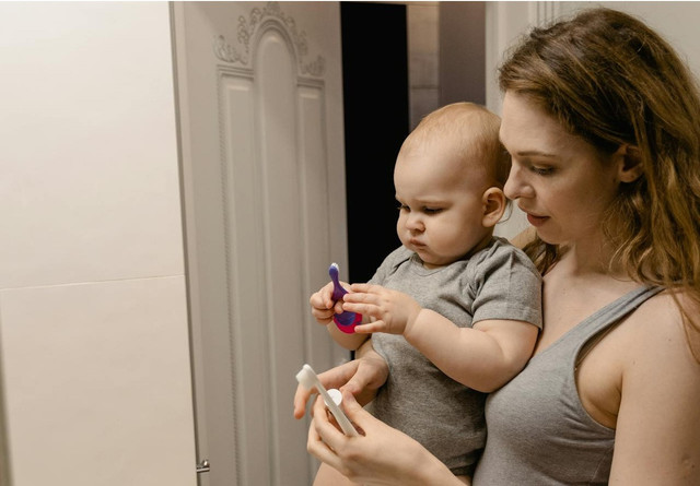 ilustrasi pasta gigi anak 1 tahun yang aman jika tertelan - foto:pexe;s/mart production