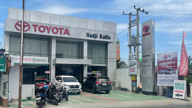 Gambar Kantor PT. Hadji Kalla Cabang Pinrang (Sumber: Dokumentasi Pribadi)