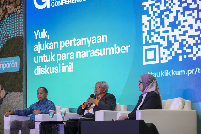 Dewan Penasihat Pertambangan Djoko Widajatno menyampaikan paparan saat sesi panel dalam kumparan Green Initiative Conference 2025 di Hotel Borobudur, Jakarta, Kamis (18/9/2025). Foto: Aditia Noviansyah/kumparan