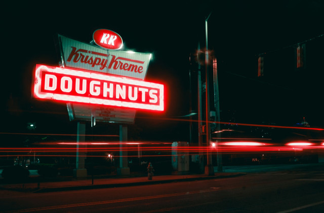Krispy Kreme X Harry Potter sampai kapan. Foto hanya ilustrasi, bukan tempat yang sebenarnya. Sumber: Unsplash/Ben Dutton