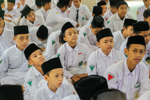 Ilustrasi santri. Foto: Unsplash