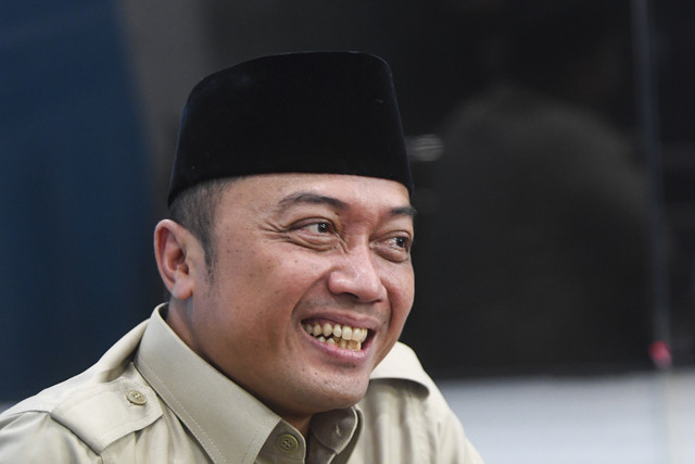 Menteri Sekretaris Negara (Mensesneg) Prasetyo Hadi menyampikan isu politik terkini di ruang Wartawan, Jakarta, Jumat (19/9/2025). Foto: Muhammad Adimaja/ANTARA FOTO