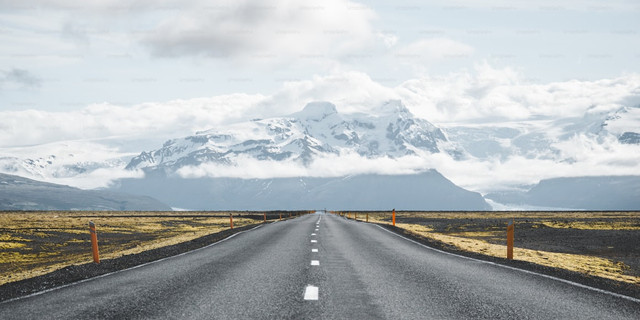 Ilustrasi Apakah Jalan Tol dalam Kota Kena Ganjil Genap. Foto: Unsplash/Job Savelsberg