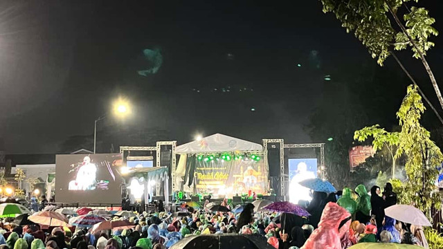 Maulid Akbar di Taman Alun Kapuas, Pontianak pada Jumat malam, 19 September 2025. Foto: Dok. Hi!Pontianak