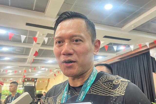 Menko Bidang Infrastruktur dan Pembangunan Kewilayahan Agus Harimurti Yudhoyono (AHY) usai acara ASN Run 2025 di Kantor Kemendikdasmen, Senayan, Jakarta Pusat, Minggu (21/9/2025). Foto: Nasywa Athifah/kumparan