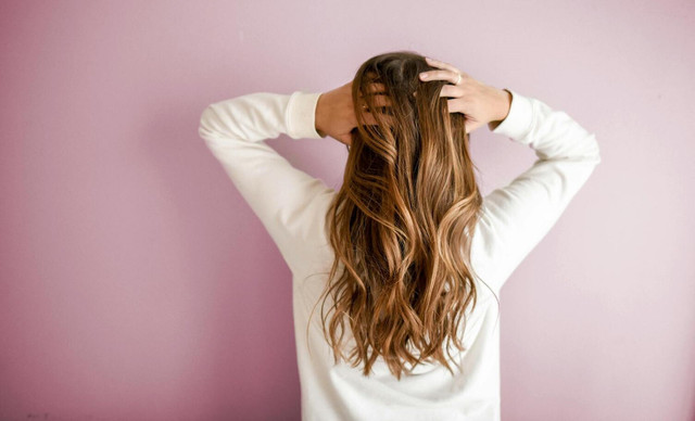 Ilustrasi hair mask untuk rambut rontok. Sumber: Pexels/Element5 Digital