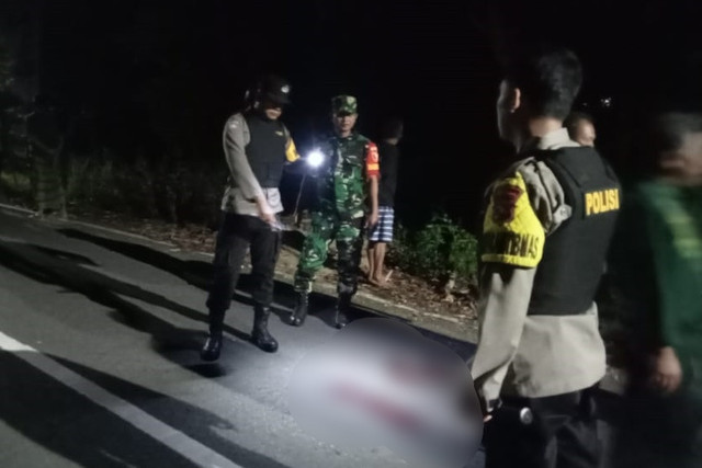 Lokasi kejadian seorang pria menyerang 5 anggota keluarga mantan istrinya di Desa Temon, Kecamatan Arjosari, Pacitan. Foto: Polres Pacitan