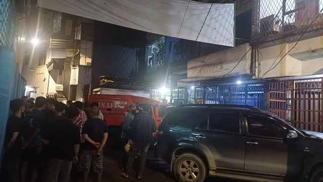 Tim Inafis di TKP penemuan mayah bocah perempuan berumur 8 tahun di Penjaringan, Jakarta Utara. Foto: Dok. Istimewa