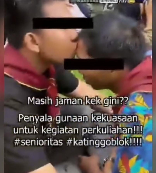 Tangkapan Layar saat mahasiswa baru UNSRI dalam dugaan aksi perpeloncoan saat Orientasi Studi dan Pengenalan Kampus (Ospek). Foto : Istimewa