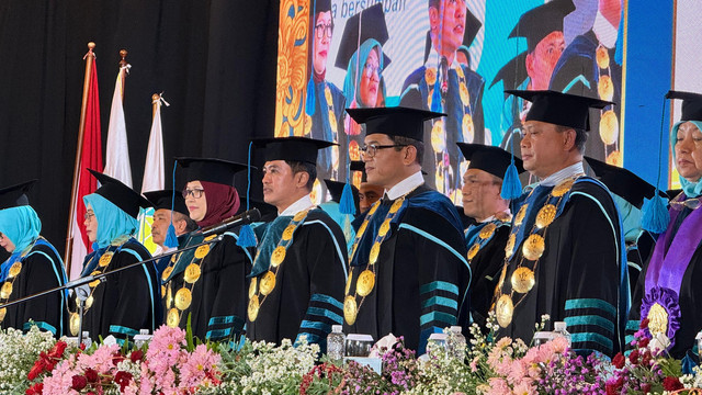 Acara Wisuda Politeknik Kesehatan Kementerian Kesehatan (Poltekkes Kemenkes) Yogyakarta pada Selasa (2/9). Dihadiri oleh Wakil Menteri Kesehatan Republik Indonesia, Dante Saksono Harbuwono. Foto: Pandangan Jogja/Gracetika JP