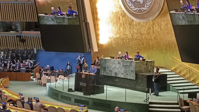 Presiden Republik Indonesia Prabowo Subianto saat berpidato di Sidang Majelis Umum ke-80 PBB di Markas Besar PBB, New York, Amerika Serikat, Selasa (23/9/2025). Foto: Zamachsyari/kumparan