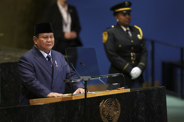 Presiden Indonesia Prabowo Subianto berpidato di Sidang Umum Perserikatan Bangsa-Bangsa ke-80 di Markas Besar PBB di New York, AS, Selasa (23/9/2025). Foto: Shannon Stapleton/REUTERS