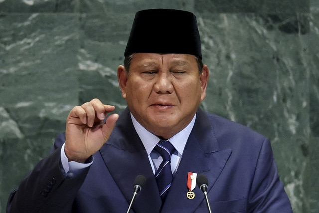 Presiden Indonesia Prabowo Subianto berpidato di Sidang Umum Perserikatan Bangsa-Bangsa ke-80 di Markas Besar PBB di New York, AS, Selasa (23/9/2025). Foto: Mike Segar/REUTERS