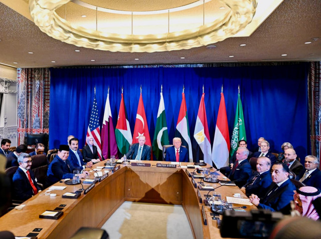 Presiden Republik Indonesia, Prabowo Subianto dan 7 negara Islam menghadiri Multilateral Meeting on the Middle East atas undangan Presiden Amerika Serikat, Donald Trump di Markas Besar PBB, New York, Amerika Serikat, Selasa (23/9/2025) waktu setempat. Foto: Laily Rachev/Biro Pers Sekretariat Presiden