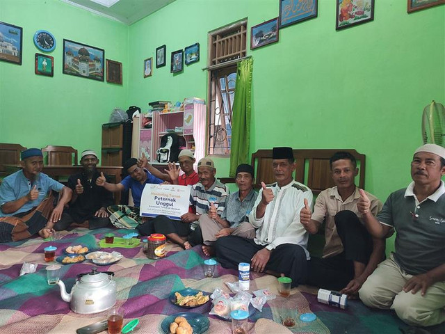 Monitoring dan Evaluasi Rutin Bulanan Kelompok Ternak Al Barokah di Kulon Progo (Sumber : DT Peduli)