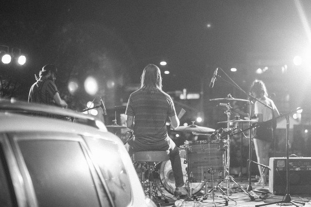 Ilustrasi Drummer Baru Foo Fighters. Sumber: Unsplash/AndrewLing