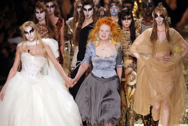 Desainer Vivienne Westwood. Foto: Patrick KOVARIK / AFP