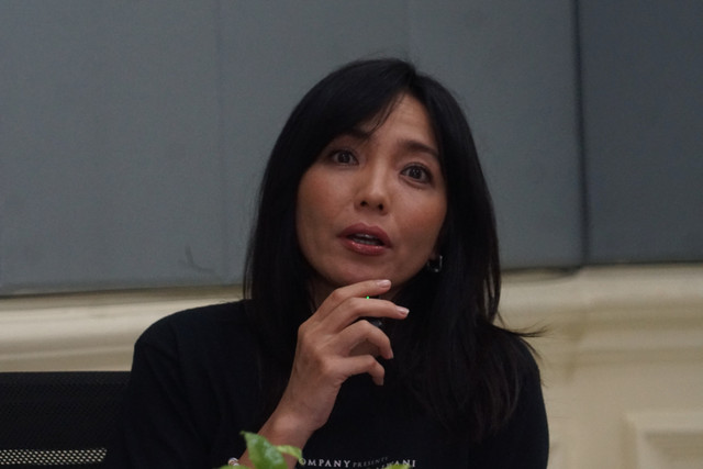 Pemain film Jembatan Shiratal Mustaqim Imelda Therinne saat berkunjung ke kantor kumparan. Foto: Dicky Adam Sidiq/kumparan