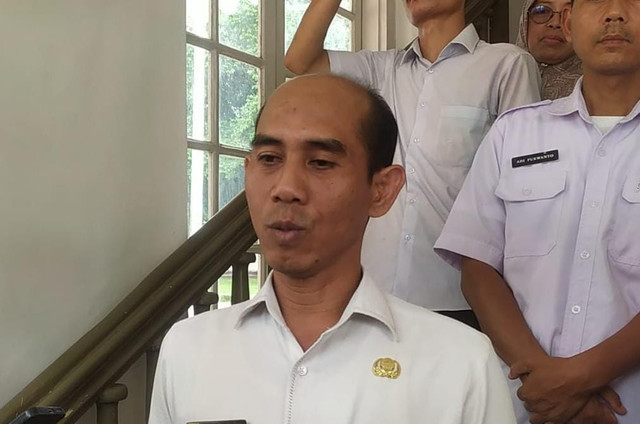 Kades Sukamulya Komar. A saat ditemui wartawan di Bogor, Rabu (24/9/2025). Foto: Dok. Istimewa