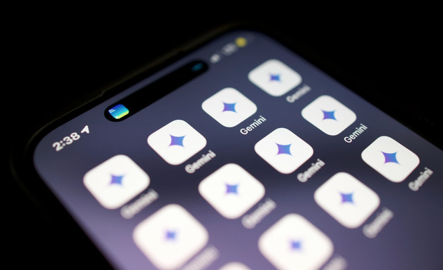 Ilustrasi kumpulan prompt Gemini AI keren. Sumber: Unsplash/Solen Feyissa