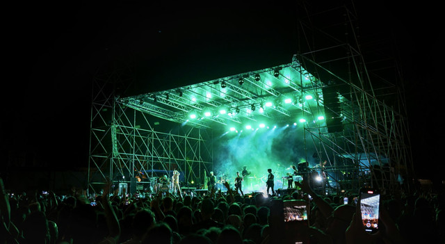 Setlist konser Air Supply Jakarta 2025. Foto hanya ilustrasi, bukan tempat yang sebenarnya. Sumber: Unsplash/Giuseppe Famiani