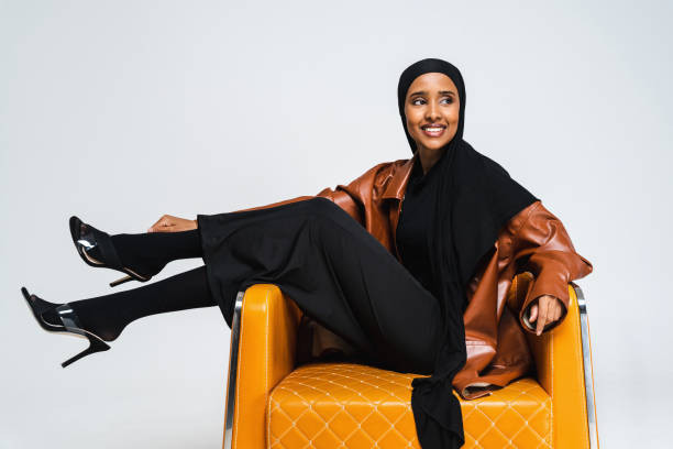 Ilustrasi Prompt Gemini Ai Studio Untuk Wanita Hijab, Foto: Unsplash/Diamond Dogs.