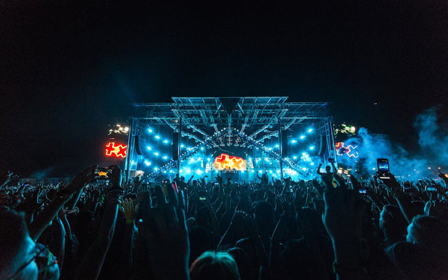 Konser Air Supply Jakarta Mulai Jam Berapa. Foto hanya ilustrasi, bukan sebenarnya. Sumber: Pexels/Wendy Wei