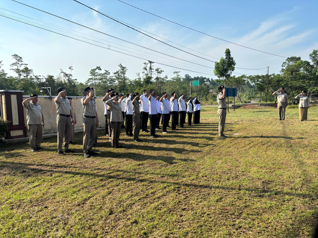 Upacara peringatan Hantaru yang digelar Kantah Kabupaten Sekadau. Foto: Dok. Kantah Sekadau