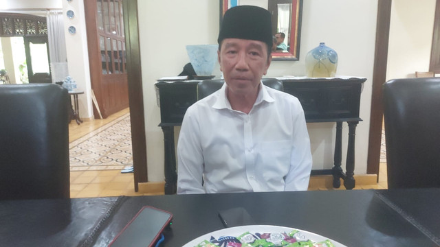 Presiden ke-7 RI Joko Widodo saat ditemui di kediamannya di Solo, Jumat (26/9/2025). Foto: Dok. kumparan