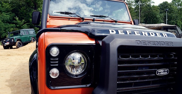 Ilustrasi Harga Mobil Defender. Foto: Pixabay/nastogadka