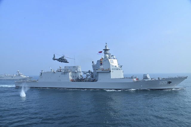 KRI Brawijaya-320 di Teluk Jakarta, Sabtu (27/9/2025). Foto: Dok. Pen Koarmada RI