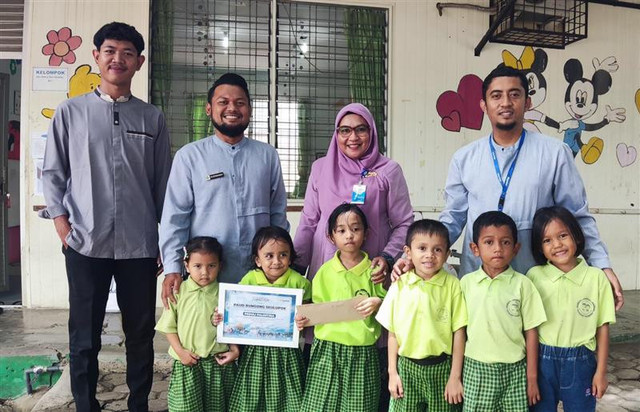 PAUD Bungong Seuleupoek Peduli Palestina bersama DT Peduli (Sumber : DT Peduli)
