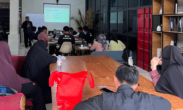 TDA Blitar Gelar Workshop PIP Framework Bersama Coach Salim Suharis