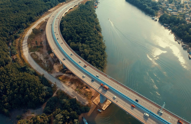 Jalan Tol Bali Mandara, foto hanya ilustrasi, bukan tempat yang sebenarnya: Pexels/Pok Rie