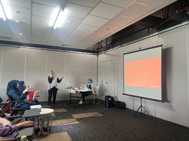 Foto Kegiatan : Komunitas Sadar Risiko Bersama OK OCE (1)