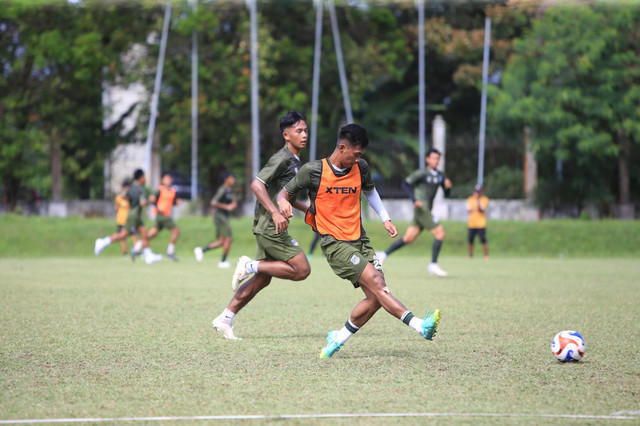 Pemain Sumsel United saat melakukan sesi latihan di di Lapangan Panahan, Jakabaring Sport City (JSC) Palembang. Foto : Media Officer Sumsel United