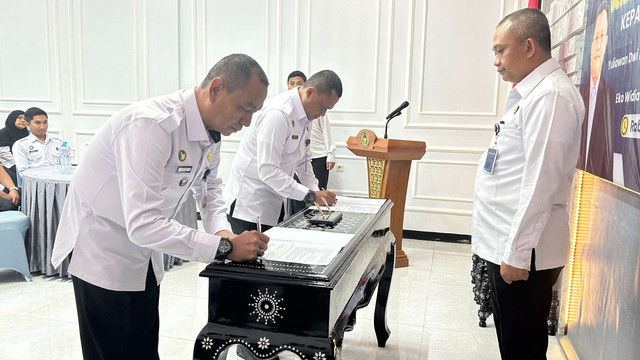 Sertijab Karutan Gresik, Yuliawan Serahkan Tugas kepada Eko Widiatmoko (1)