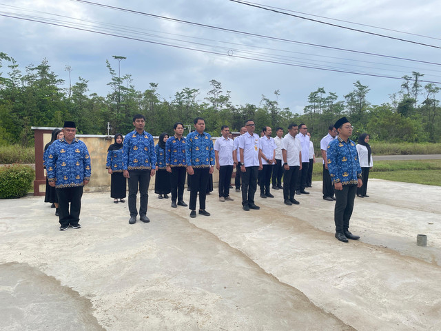 Upacara peringatan Hari Kesaktian Pancasila yang dilaksanakan di Kantah Sekadau. Foto: Dok. Kantah Sekadau