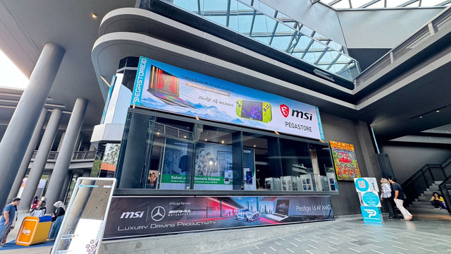 Pameran komputer dan teknologi IT Yogyakomtek 2025, resmi dibuka di Gelanggang Inovasi dan Kreativitas (GIK) UGM, Sabtu (27/9) sampai Rabu (1/10). Foto: Yusuf Hay/Pandangan Jogja.