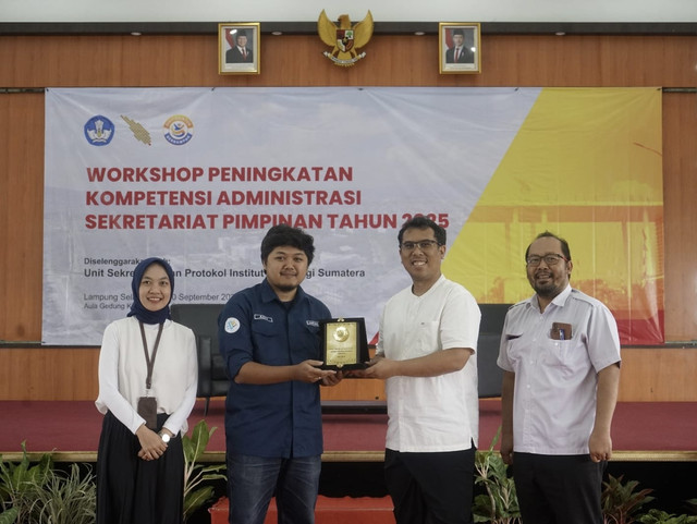 Workshop Peningkatan Kompetensi Administrasi Sekretariat Pimpinan yang diselenggarakan Unit Sekretariat dan Protokoler Institut Teknologi Sumatera (Itera) | Foto : Dok. Humas Itera