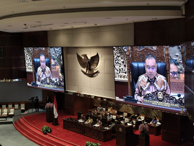 Suasana rapat paripurna ke-6 masa sidang I di Kompleks Parlemen Senayan, Jakarta, pada Kamis (2/10/2025). Foto: Luthfi Humam/kumparan
