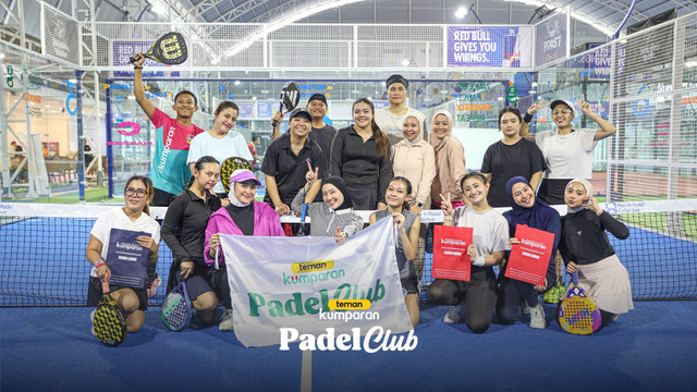 teman kumparan mengikuti kegiatan hangout padel di PIPC Bintaro, Jakarta, Selasa (30/9). Foto: Aditia Noviansyah/kumparan